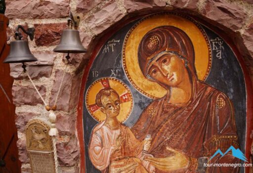 монастырь Рустово рядом со Святым Стефаном